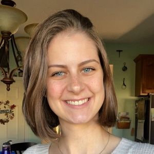 Meet your Posher, Devin